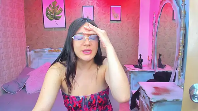 Dali collin online show from November 6, 2025, 1:01 pm