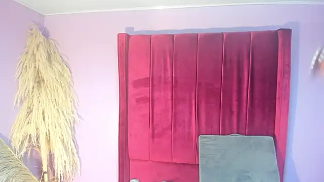 sienna glow online show from October 31, 2025, 12:50 pm