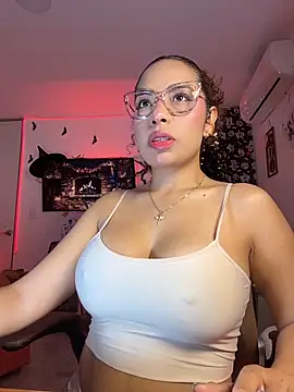 megansan  online show from October 27, 2025, 12:31 pm