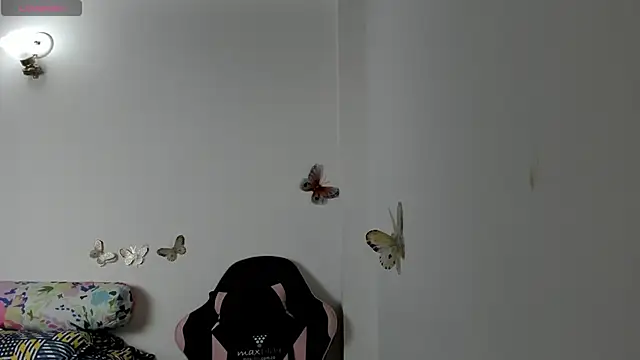 mari-ross online show from October 23, 2025, 3:17 am