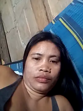 Snapshot of cheeseGirl69 chatting on April 9, 2026, 5:29 am cheeseGirl69 online show from April 9, 2026, 5:29 am