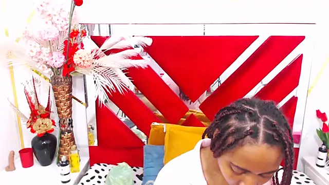 AmbarSmit online show from December 17, 2025, 8:37 pm