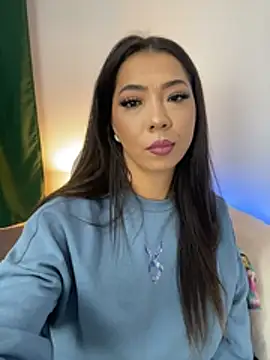 kiaradevil online show from November 18, 2025, 6:12 pm