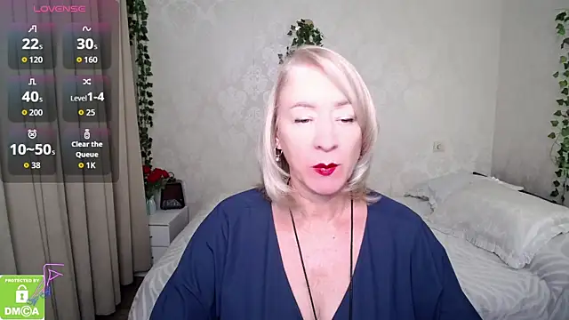 hunters woman online show from September 10, 2025, 3:34 pm