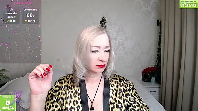 hunters woman online show from March 31, 2026, 5:24 pm