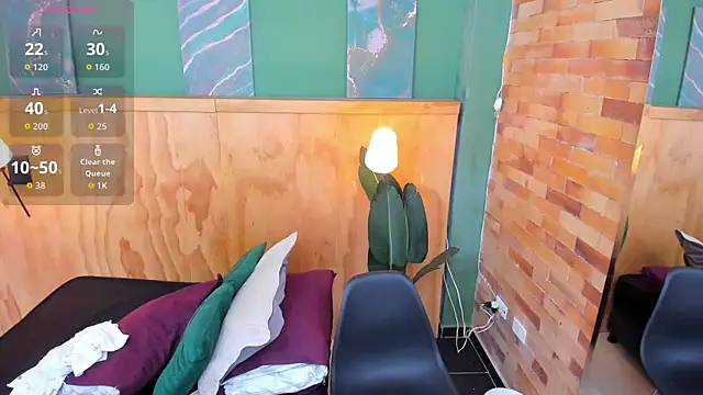 Snapshot of milavega_ chatting on March 3, 2026, 11:49 am milavega online show from March 3, 2026, 11:49 am