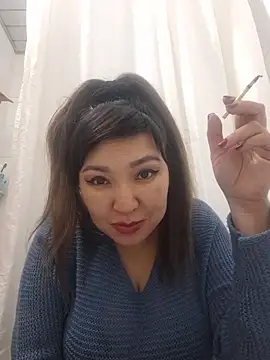 Snapshot of HellaWerlous chatting on January 19, 2026, 2:43 pm HellaWerlous online show from January 19, 2026, 2:43 pm