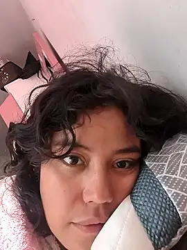 Snapshot of TamaraMera chatting on November 1, 2025, 2:08 pm TamaraMera online show from November 1, 2025, 2:08 pm