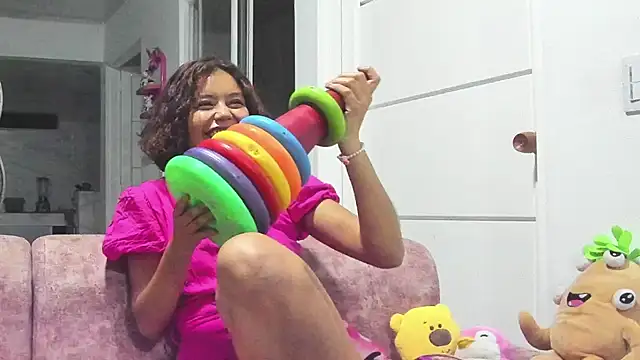 Snapshot of TamaraMera chatting on May 5, 2026, 12:07 am TamaraMera online show from May 5, 2026, 12:07 am