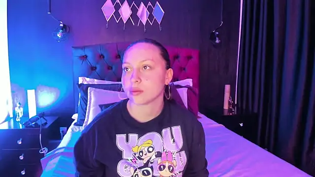 Widny Beaumont online show from November 22, 2025, 3:38 am