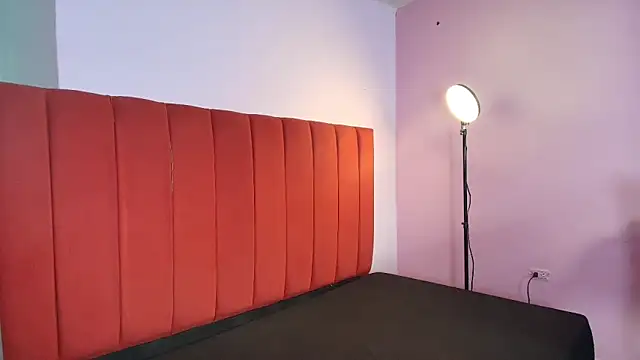 Bunny Petit online show from September 26, 2025, 10:52 am