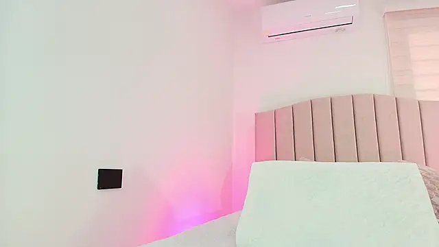 cataleya ebony  online show from October 31, 2025, 7:15 pm