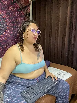 Snapshot of charlloteevans_X chatting on February 19, 2026, 2:51 am charlloteevans X online show from February 19, 2026, 2:51 am