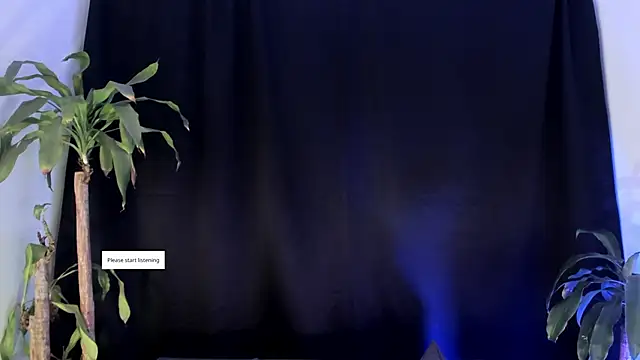 Snapshot of MeganHoffmaan chatting on October 31, 2025, 1:56 pm MeganHoffmaan online show from October 31, 2025, 1:56 pm