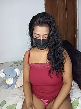 Darkchocosl8 online show from July 4, 2026, 8:37 pm