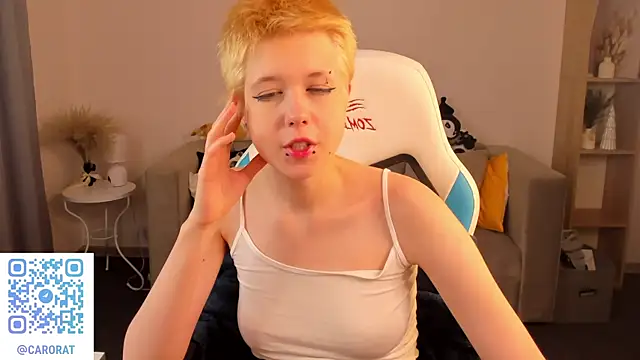 CarolineRichter online show from September 27, 2025, 10:26 pm