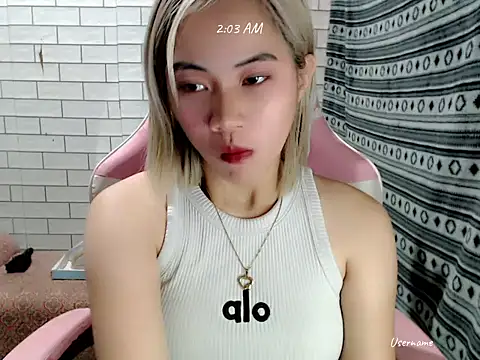 Rainea149 online show from October 26, 2025, 6:03 pm