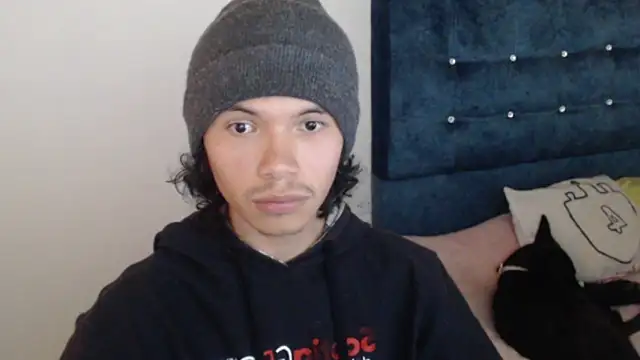 Snapshot of Xoxo_Smiles chatting on September 13, 2025, 6:40 pm Xoxo Smiles online show from September 13, 2025, 6:40 pm