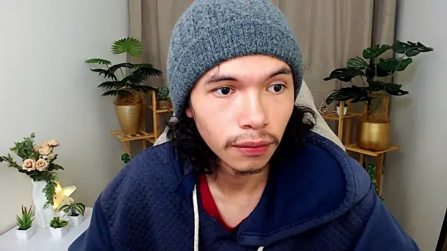 Snapshot of Xoxo_Smiles chatting on November 30, 2025, 11:03 am Xoxo Smiles online show from November 30, 2025, 11:03 am