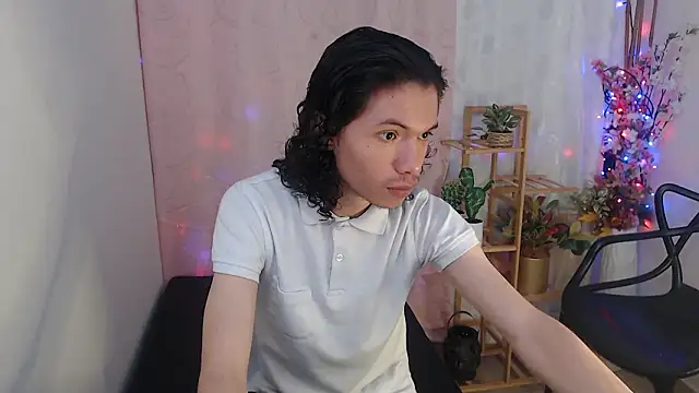 Snapshot of Xoxo_Smiles chatting on January 31, 2026, 8:07 pm Xoxo Smiles online show from January 31, 2026, 8:07 pm