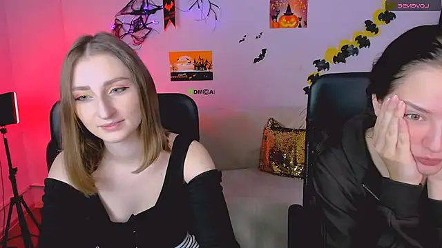 eva smiith  online show from October 31, 2025, 7:09 am