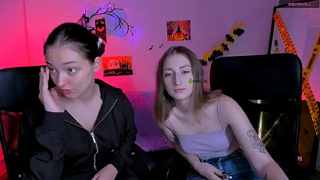 eva smiith  online show from November 5, 2025, 6:46 am