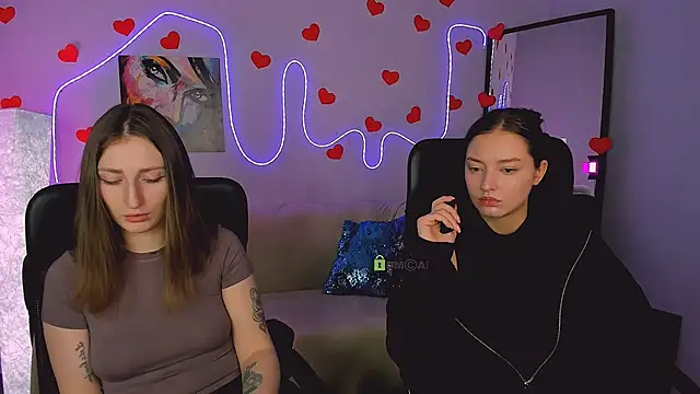 eva smiith  online show from February 24, 2026, 6:44 am