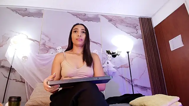 Snapshot of AlyaThompson chatting on October 28, 2025, 3:43 am AlyaThompson online show from October 28, 2025, 3:43 am