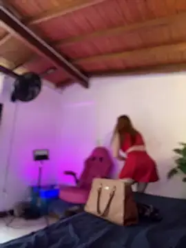 MarilynSmith01 online show from October 12, 2025, 7:24 pm