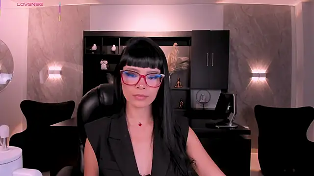 Snapshot of AgathaKondo_ chatting on June 27, 2026, 9:53 pm AgathaKondo online show from June 27, 2026, 9:53 pm