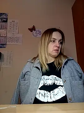 Ami Foxy online show from January 15, 2026, 7:35 am