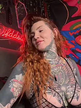 Snapshot of AlexandraWildd chatting on December 23, 2025, 10:24 am AlexandraWildd online show from December 23, 2025, 10:24 am