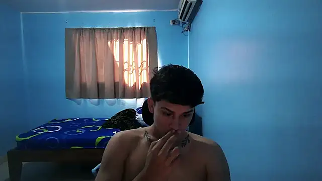 Snapshot of Jaket_lovers chatting on September 15, 2025, 1:33 pm Jaket lovers online show from September 15, 2025, 1:33 pm