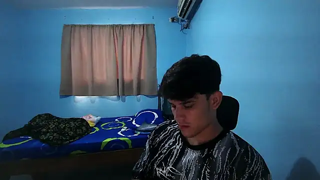 Snapshot of Jaket_lovers chatting on September 26, 2025, 4:00 pm Jaket lovers online show from September 26, 2025, 4:00 pm