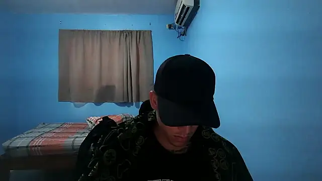 Snapshot of Jaket_lovers chatting on October 10, 2025, 6:51 pm Jaket lovers online show from October 10, 2025, 6:51 pm