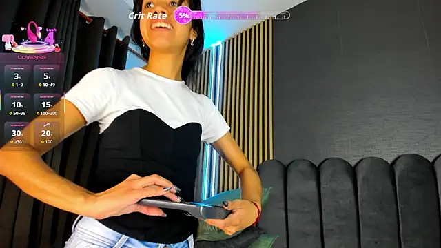 Gina 77 online show from December 18, 2025, 7:53 pm