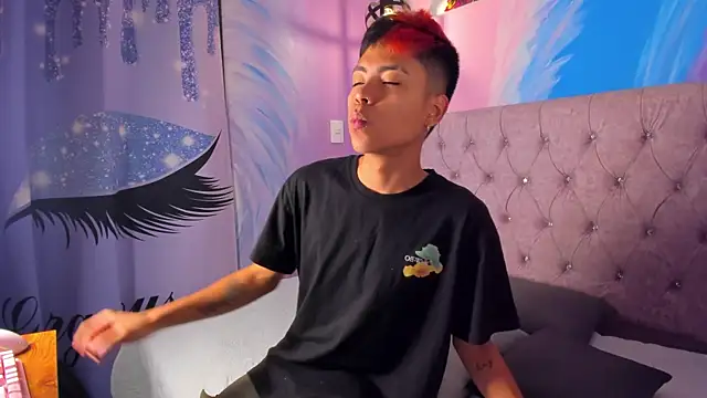 MaxiWildd online show from September 24, 2025, 12:52 pm