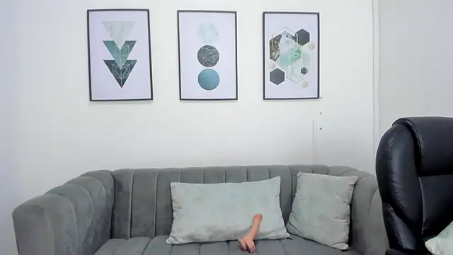 Snapshot of violettasweet__ chatting on October 9, 2025, 1:31 pm violettasweet   online show from October 9, 2025, 1:31 pm