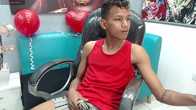 Snapshot of Rory_castro chatting on February 17, 2026, 5:08 pm Rory castro online show from February 17, 2026, 5:08 pm