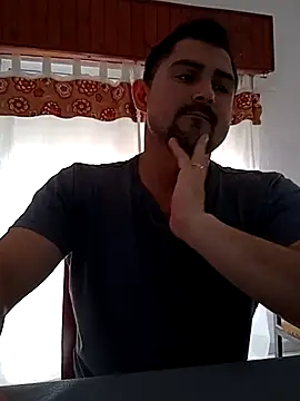 Bradd 32 online show from June 24, 2026, 5:01 pm