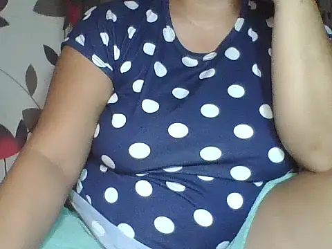 Snapshot of sweety_pilipina chatting on October 24, 2025, 8:49 pm sweety pilipina online show from October 24, 2025, 8:49 pm