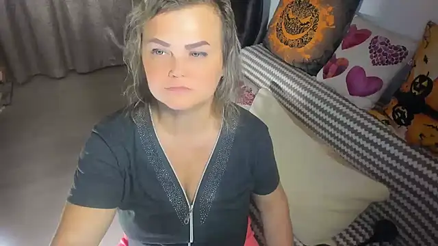 MildMature online show from October 1, 2025, 1:22 am