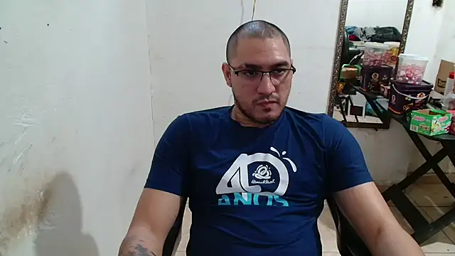 Leonino231 online show from September 25, 2025, 11:47 am