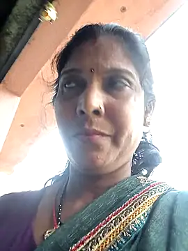 Savita992 online show from November 4, 2025, 9:08 am