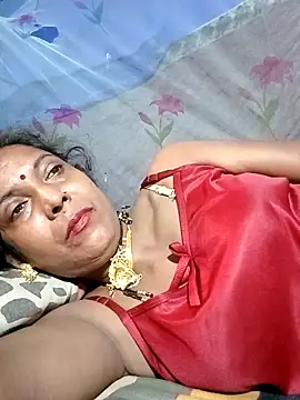Snapshot of Savita992 chatting on April 17, 2026, 1:08 am Savita992 online show from April 17, 2026, 1:08 am