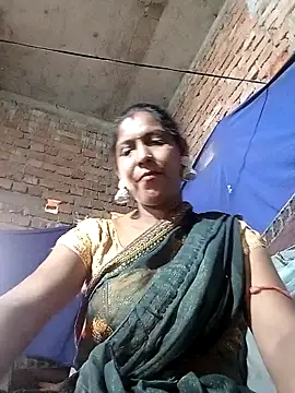Snapshot of Savita992 chatting on April 30, 2026, 6:42 am Savita992 online show from April 30, 2026, 6:42 am