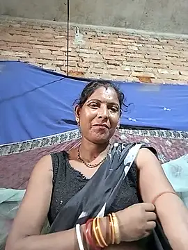 Snapshot of Savita992 chatting on June 30, 2026, 8:48 am Savita992 online show from June 30, 2026, 8:48 am