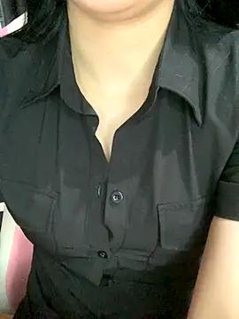 Snapshot of Linhtruong_ chatting on September 24, 2025, 4:27 am Linhtruong  online show from September 24, 2025, 4:27 am