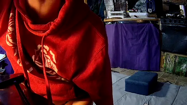 Snapshot of aquafoxy chatting on October 1, 2025, 4:40 am aquafoxy online show from October 1, 2025, 4:40 am