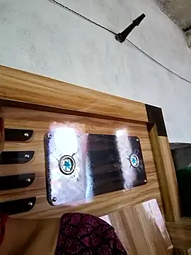 Snapshot of Daisygirl9 chatting on December 18, 2025, 9:59 am Daisygirl9 online show from December 18, 2025, 9:59 am